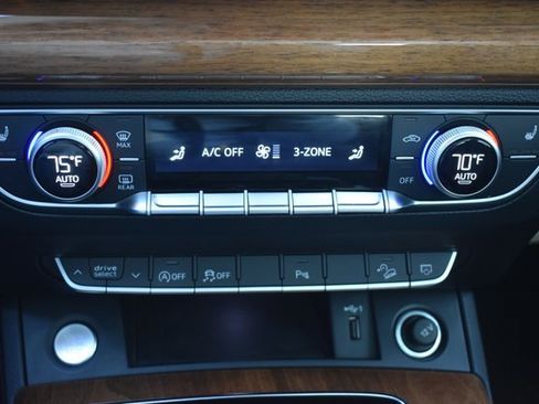 Used 2022 Audi Q5 2.0T Premium image 28