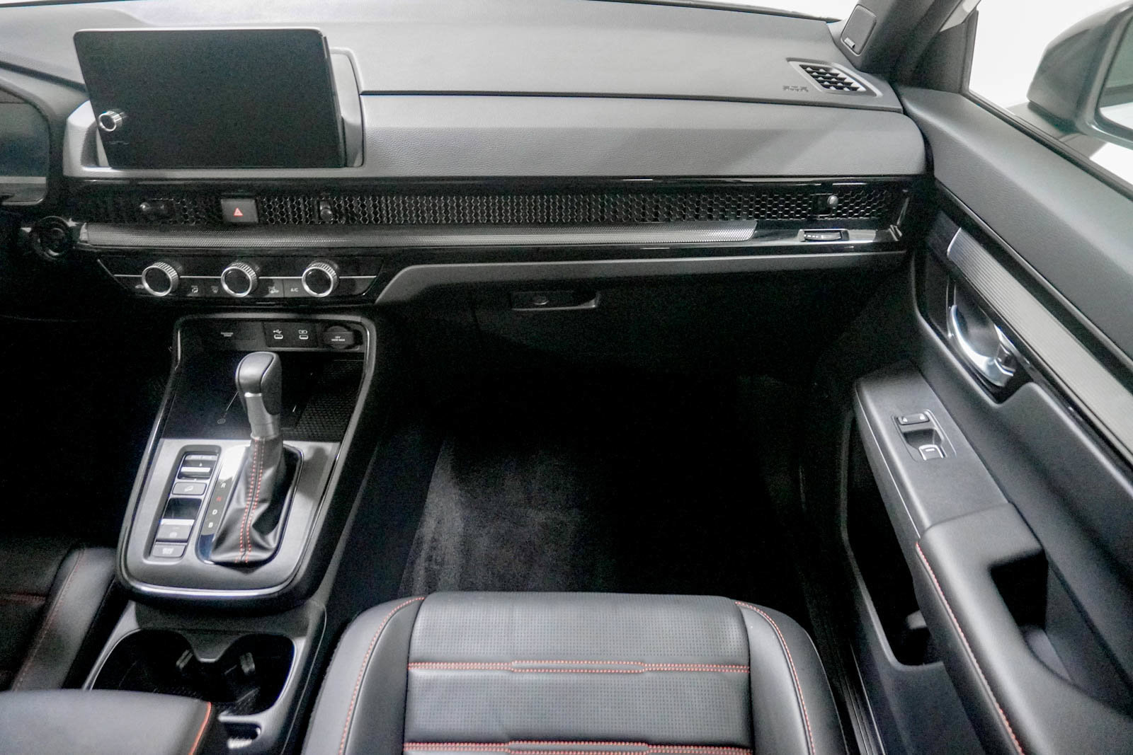 Used 2026 Honda CR-V Sport Touring image 30