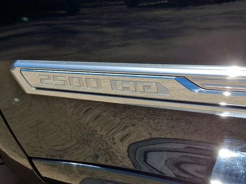 Used 2024 Chevrolet Silverado 2500 High Country w/ High Country Premium Package AWD/4WD image 31