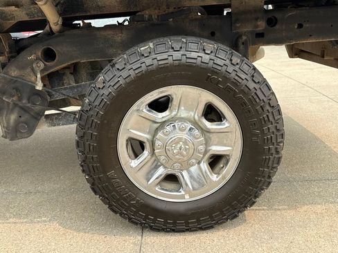 Used 2022 RAM 2500 Big Horn AWD/4WD image 38