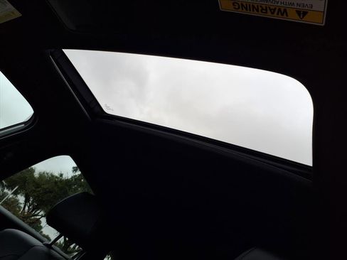 Used 2023 Acura Integra A-Spec image 5