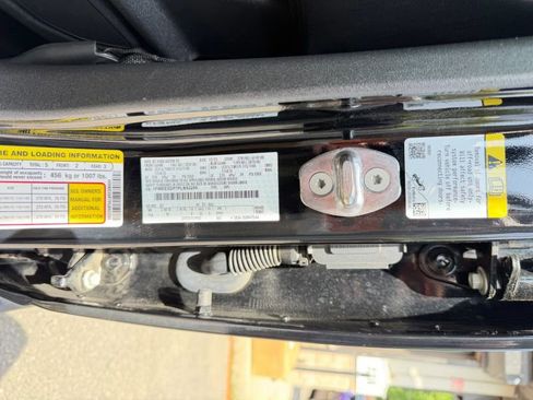 Used 2023 Ford Bronco Wildtrak AWD/4WD image 37