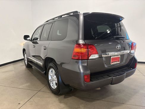 Used 2015 Toyota Land Cruiser AWD/4WD image 5