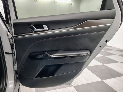 Used 2023 Kia K5 GT image 27