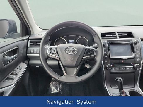 Used 2016 Toyota Camry XSE w/ Advanced Technology Package image 9