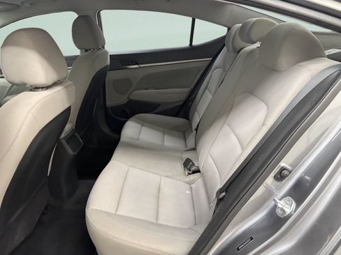 Used 2018 Hyundai Elantra SEL FWD image 26