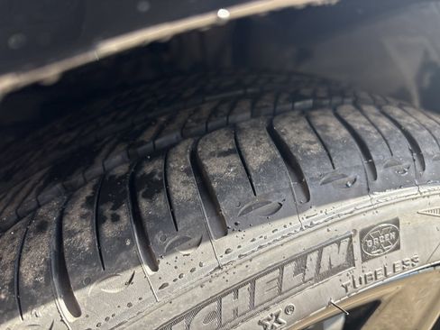 Used 2025 Lexus ES 350 F Sport image 12