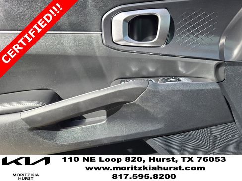 Certified 2024 Kia Sorento EX w/ Panoramic Sunroof Package image 25