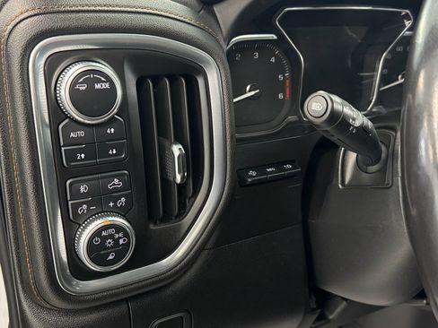 Used 2021 GMC Sierra 1500 AT4 w/ AT4 Value Package image 17