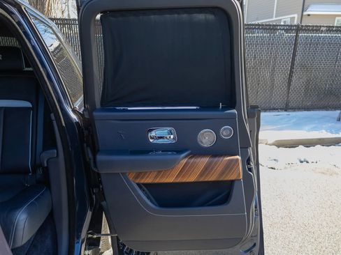 Used 2019 Rolls-Royce Cullinan Sport Utility 4D image 59