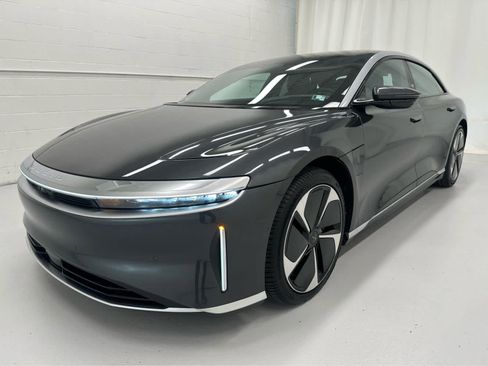 Used 2023 Lucid Air Touring AWD/4WD image 4