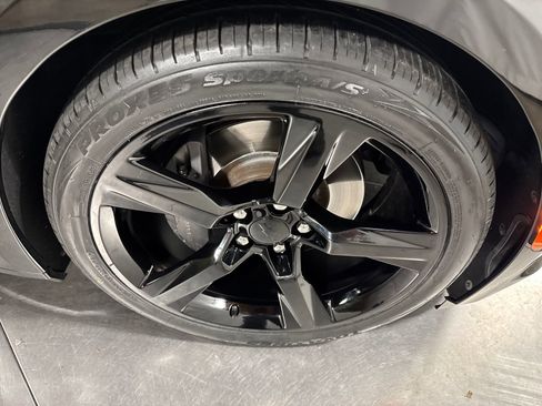 Used 2016 Chevrolet Camaro SS RWD image 9