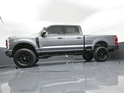 Used 2024 Ford F250 Lariat w/ Sport Appearance Package AWD/4WD image 35