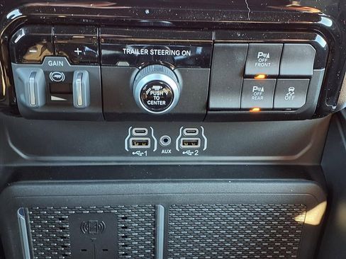 New 2026 RAM 1500 Big Horn AWD/4WD image 7
