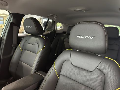 New 2026 Chevrolet Trax ACTIV image 4