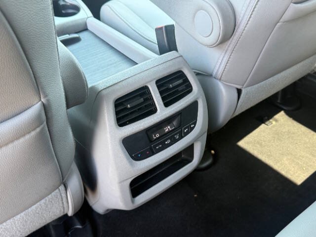 Used 2017 Honda Pilot EX-L image 18