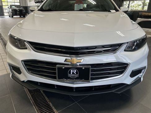 Used 2018 Chevrolet Malibu LT FWD image 31