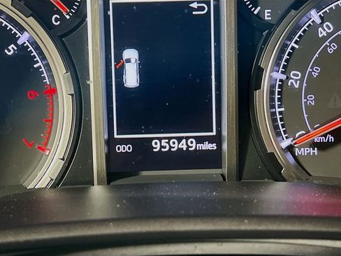 Certified 2022 Toyota 4Runner Limited image 12