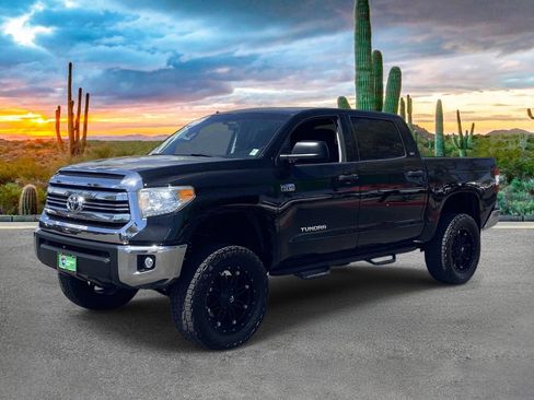 Used 2017 Toyota Tundra SR5 AWD/4WD image 7