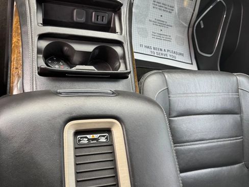 Used 2017 GMC Yukon Denali w/ Open Road Package image 8