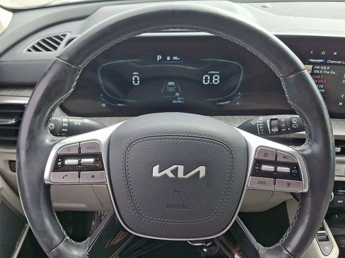 Certified 2023 Kia Telluride EX w/ EX Captain's Chair Package AWD/4WD image 19