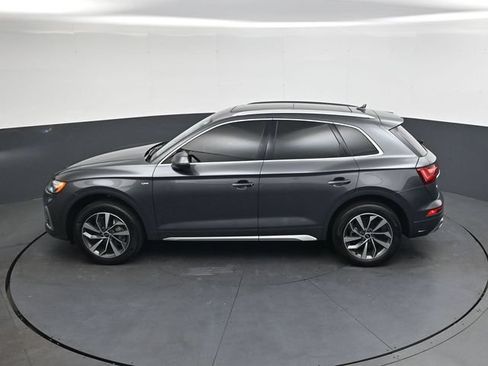 Used 2023 Audi Q5 2.0T Premium w/ Convenience Package AWD/4WD image 28