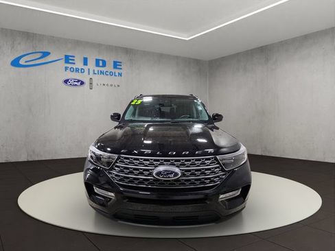 Used 2023 Ford Explorer XLT w/ Equipment Group 202A AWD/4WD image 2