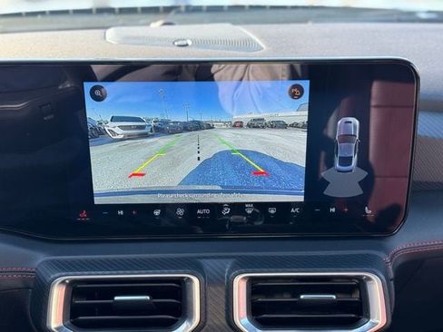 Used 2025 Ford Mustang Premium image 22