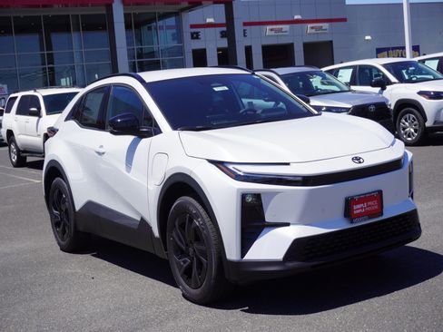 New 2026 Toyota C-HR AWD/4WD image 27