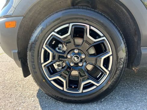 Used 2025 Ford Bronco Sport Outer Banks w/ Outer Banks Tech Package+ AWD/4WD image 16