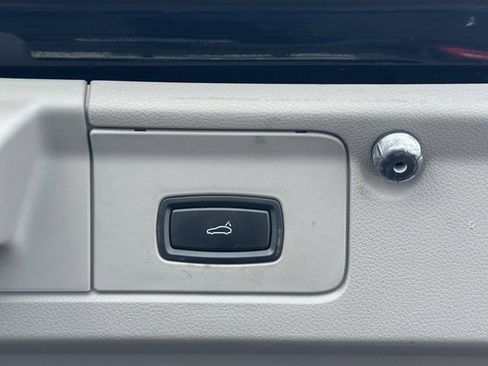 Used 2010 Porsche Panamera 4S image 18