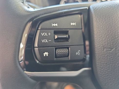 Used 2025 Honda Odyssey Touring image 19