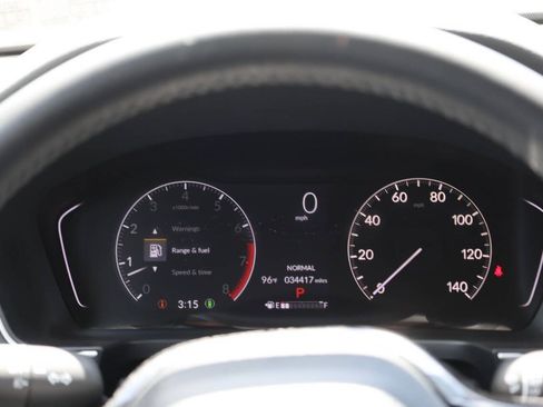 Used 2024 Honda Pilot Touring image 19