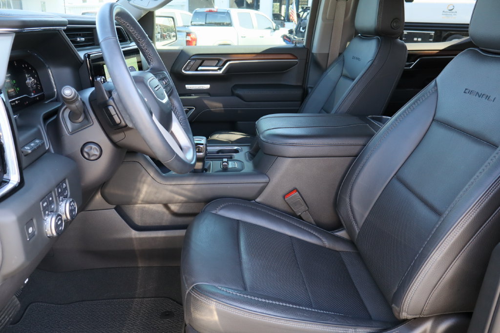 Certified 2024 GMC Sierra 1500 Denali w/ Denali Reserve Package AWD/4WD image 23