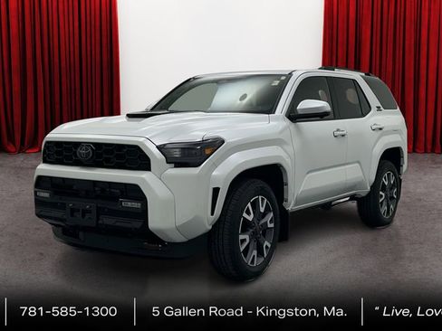 Certified 2025 Toyota 4Runner TRD Sport Premium AWD/4WD image 1