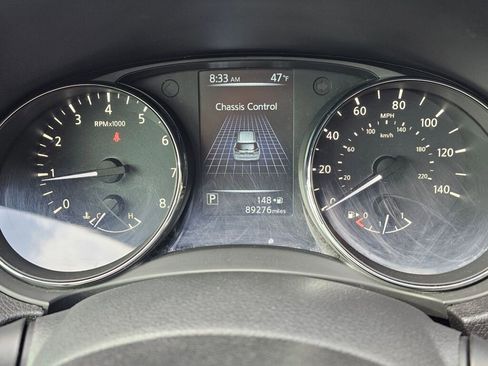 Used 2017 Nissan Rogue S AWD/4WD image 23