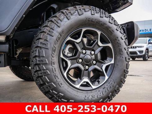 Used 2023 Jeep Wrangler Unlimited Rubicon 4xe w/ Cold Weather Group AWD/4WD image 16