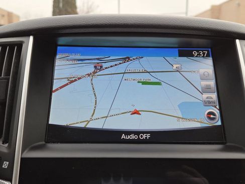 Used 2018 INFINITI Q60 Red Sport 400 w/ Pro Active Package image 4