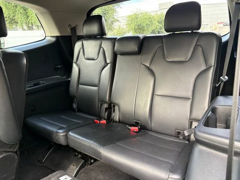 Used 2023 Kia Telluride S image 13