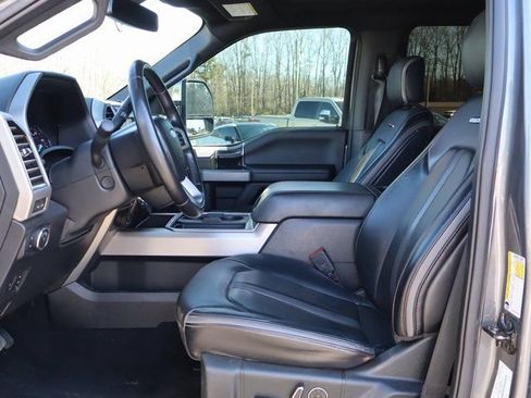 Used 2021 Ford F250 Platinum w/ FX4 Off-Road Package image 17