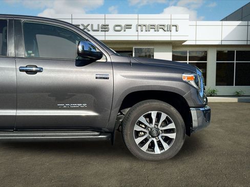 Used 2018 Toyota Tundra Limited w/ Limited Premium Package RWD image 33