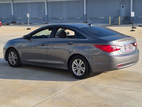 Used 2011 Hyundai Sonata GLS w/ Popular Equipment Pkg 2 FWD image 7