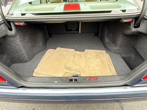 Used 1995 Mercedes-Benz C 280 Sedan image 23