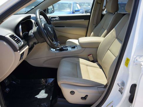 Used 2021 Jeep Grand Cherokee Limited w/ Luxury Group II AWD/4WD image 14