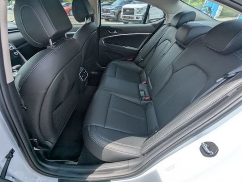 Used 2026 Genesis G70 2.5T RWD image 10