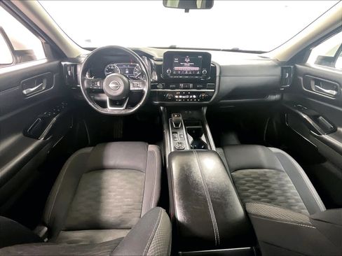 Certified 2022 Nissan Pathfinder SV image 22