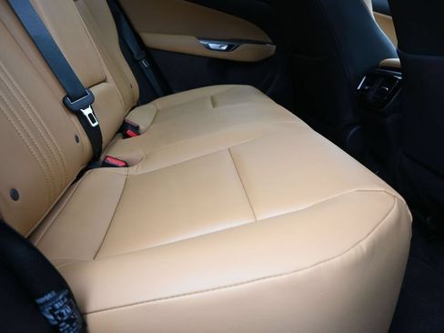 Used 2025 Lexus NX 250 FWD w/ Towing Package (2000 Lbs) image 22