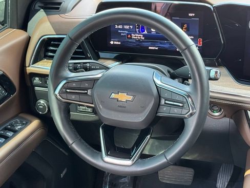 Used 2025 Chevrolet Tahoe High Country w/ Sun And Tow Package RWD image 27
