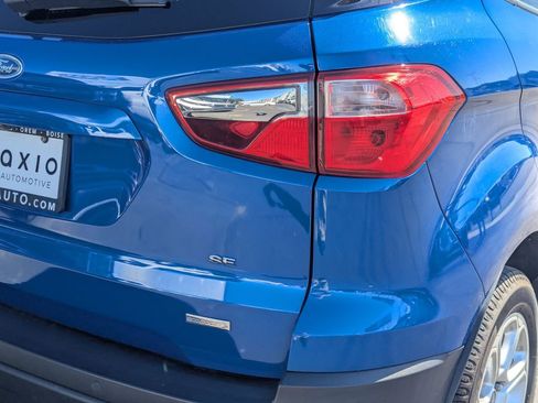 Used 2018 Ford EcoSport SE w/ SE Convenience Package image 5
