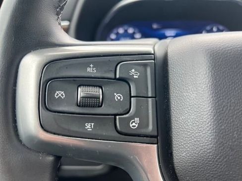 Certified 2023 Chevrolet Suburban Premier image 31